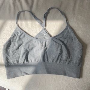 PRO-FIT Seamless Sports Bra